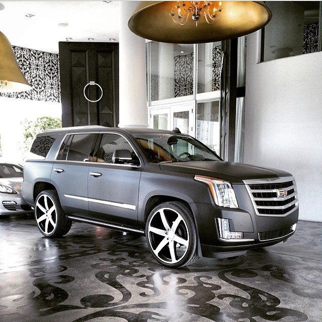 Is that not one Gorgeous Caddy?! #Concavo #MetroWrapz #2015…